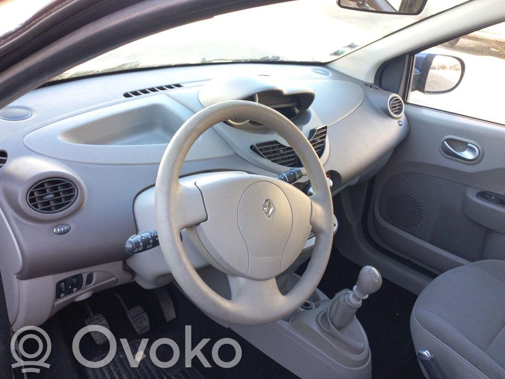 Twingo II Twingo  8201044236