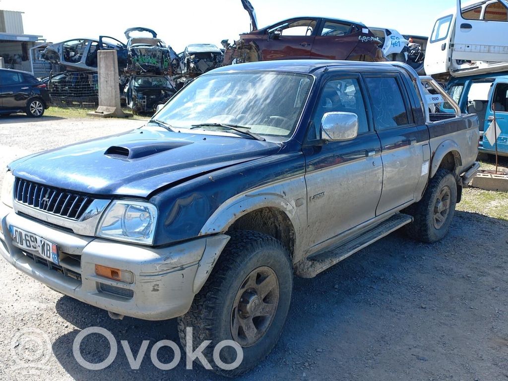 L200 L200, L300, L400 Space Gear  MD315548
