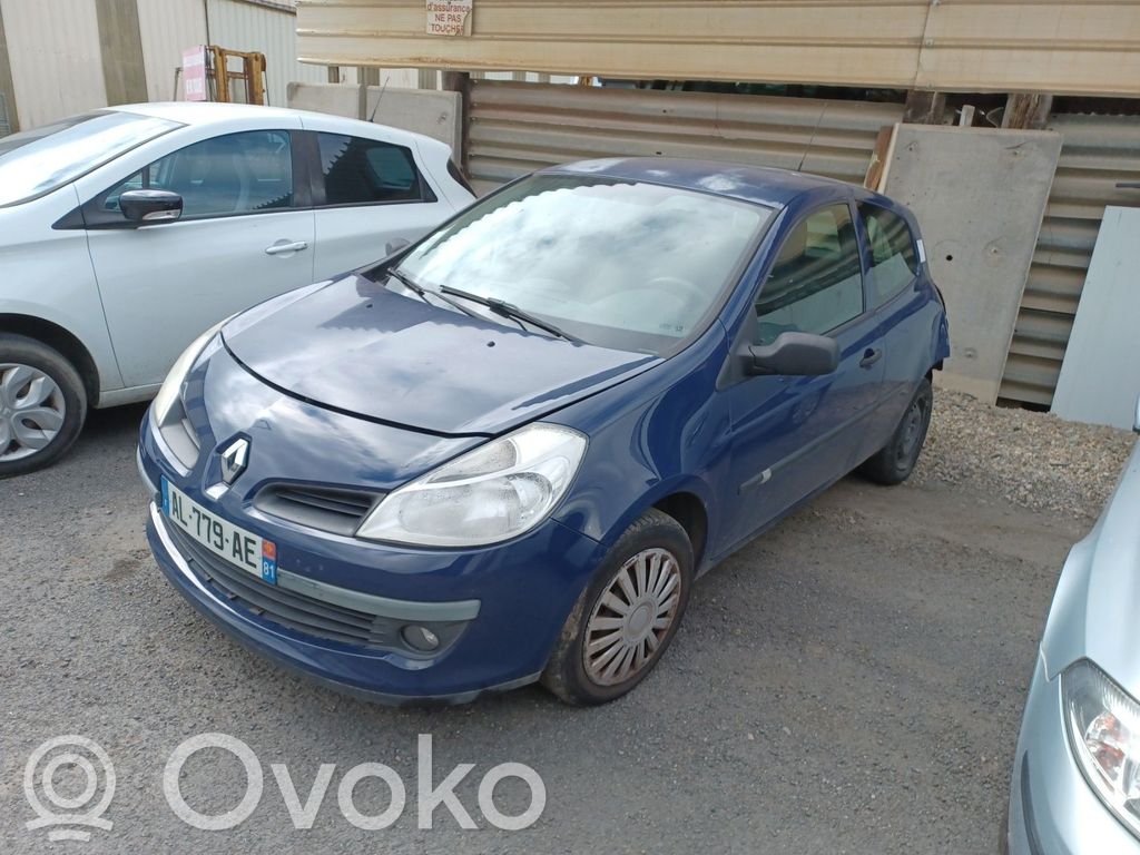 Clio III Clio  7751476109