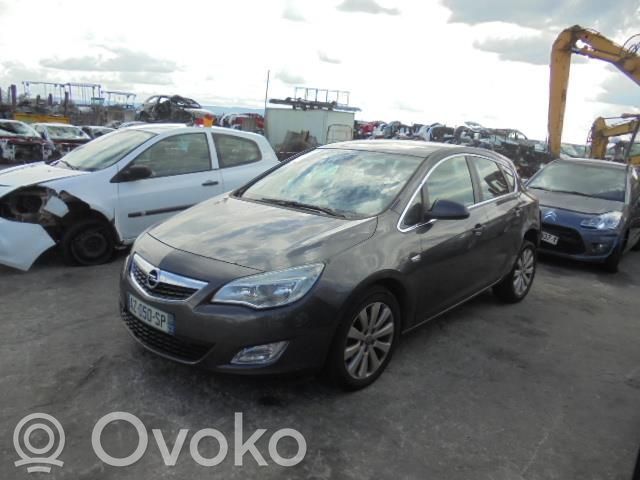 Astra J Astra  13413957