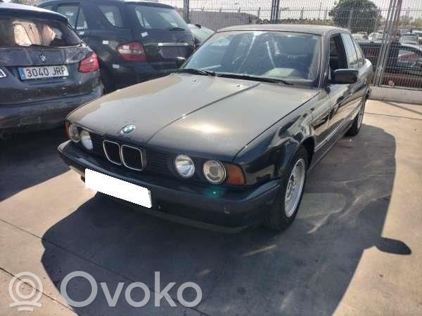 5 E39 Series 5  62131374282