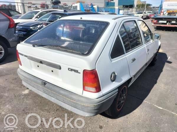 Kadett E Kadett  90007597