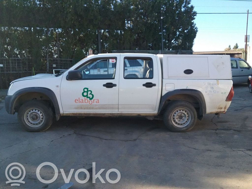 D-Max D-Max