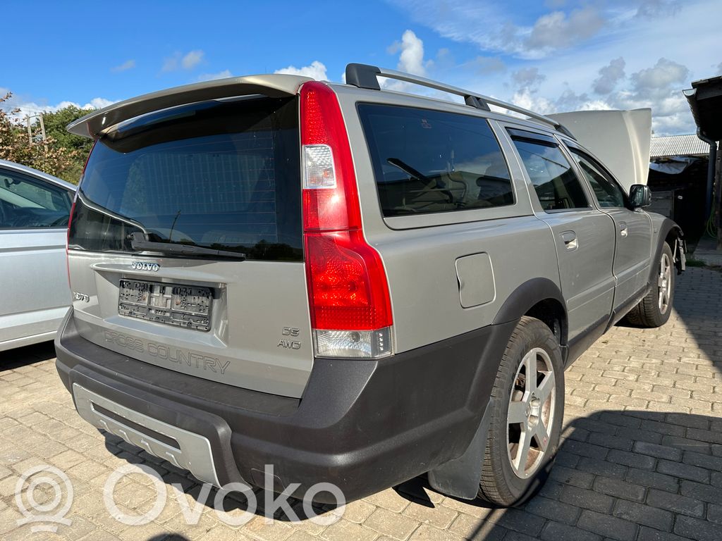 XC70 XC70  8634123