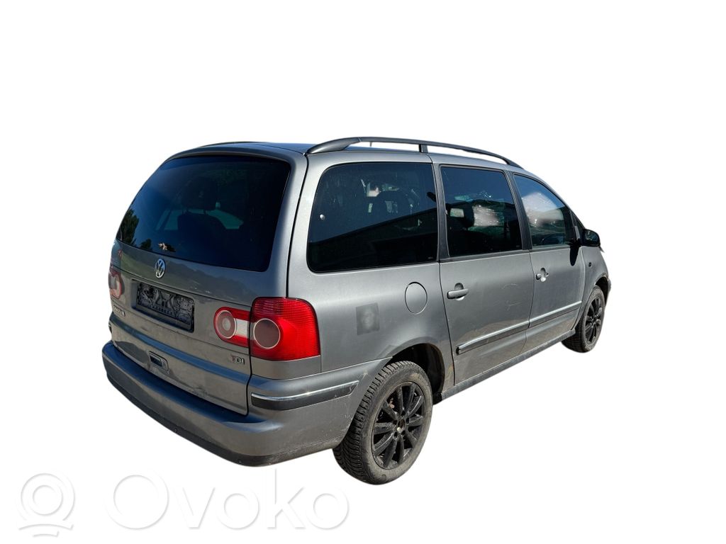 Sharan Sharan  7M3199555