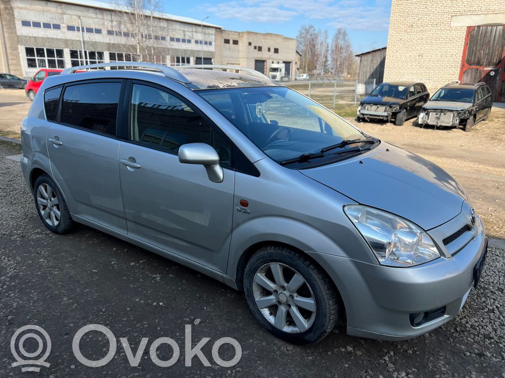 Corolla Verso AR10 Corolla Verso  1120126030