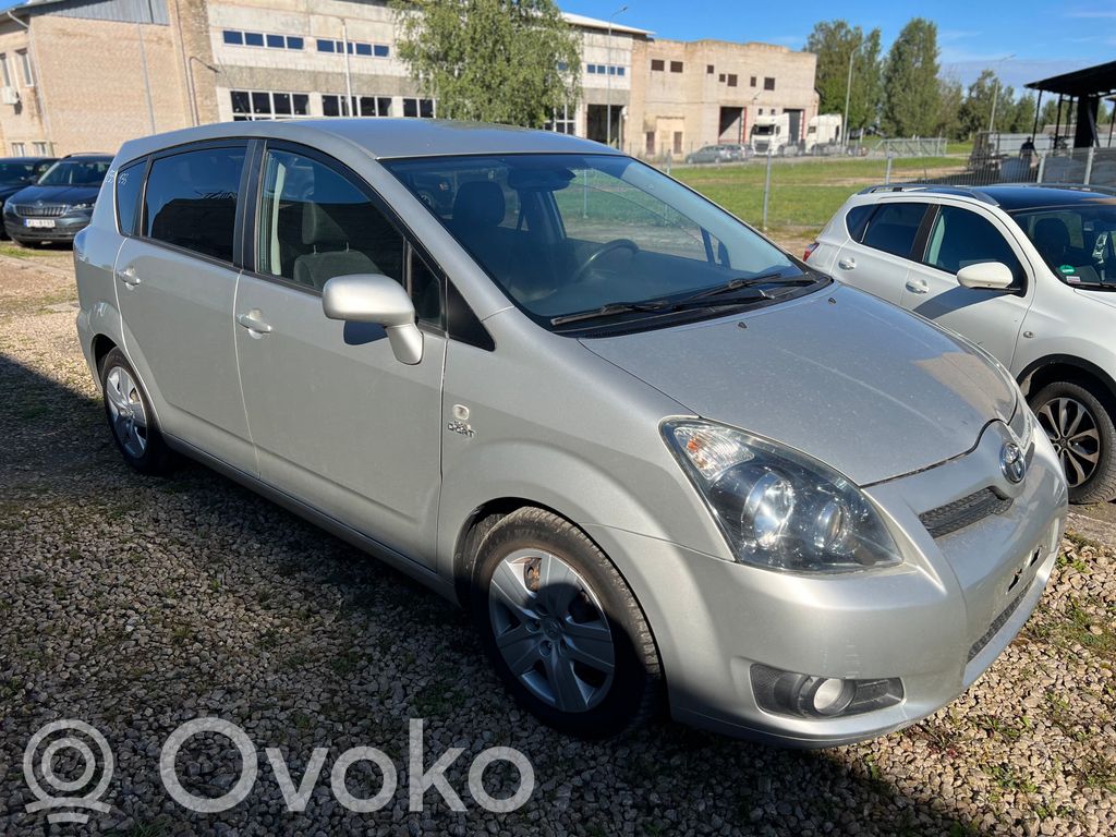 Corolla Verso AR10 Corolla Verso  424500F010