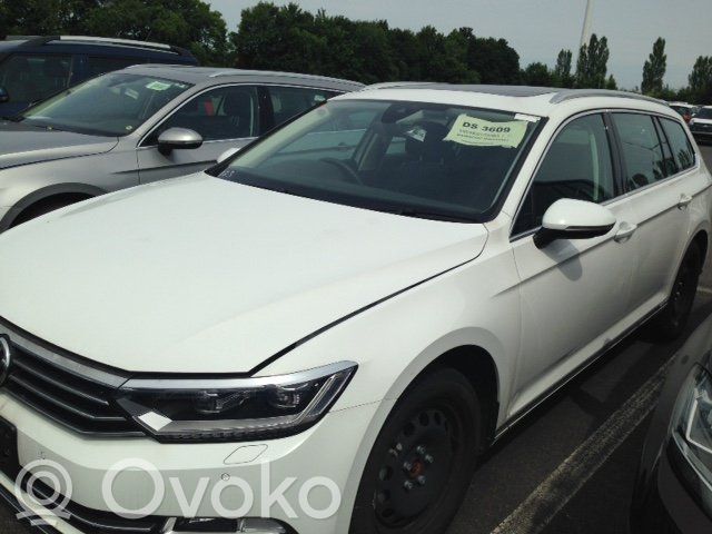 PASSAT B8 Passat  058030151