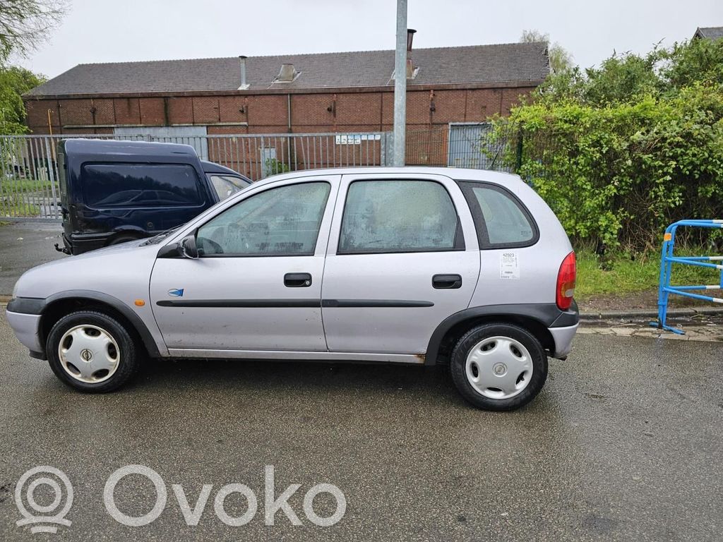 Corsa B Corsa  90444809