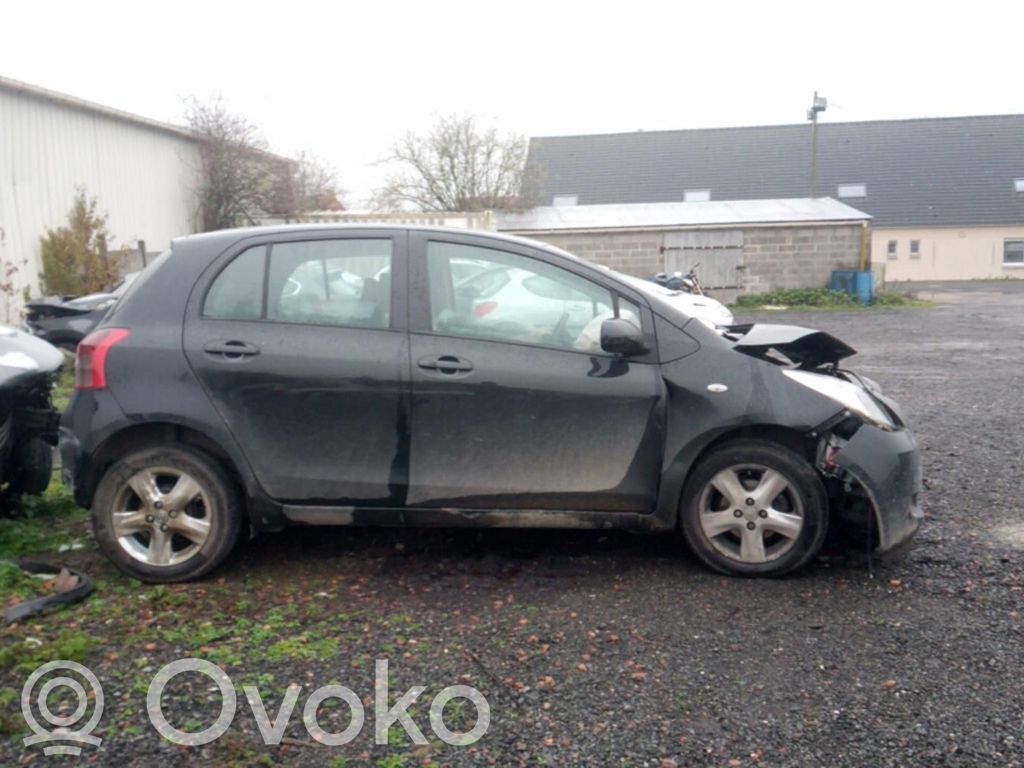 Yaris Yaris  670050D160