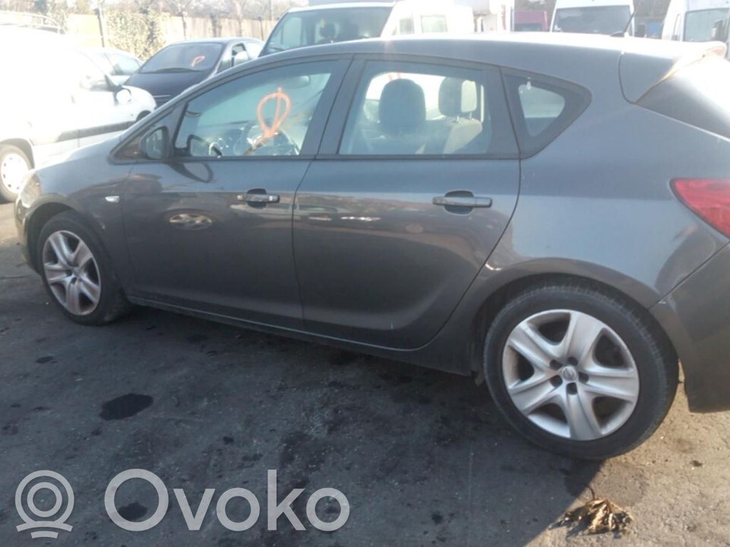 Astra J Astra  13285611