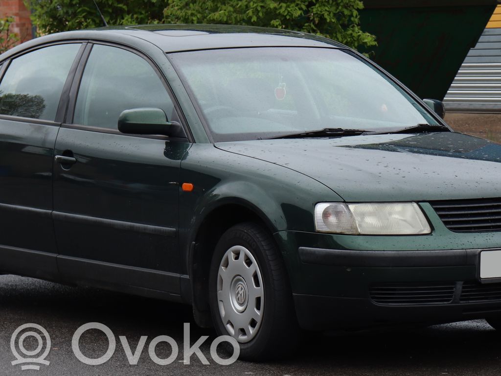 PASSAT B5 Passat  8D0907558S