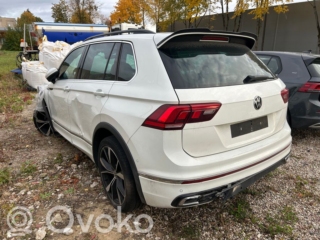 Tiguan Tiguan  5QF816743AA