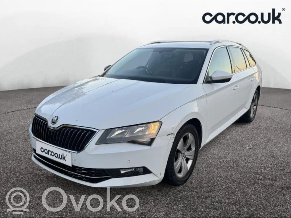 Superb B8 (3V) Superb  3V9867761