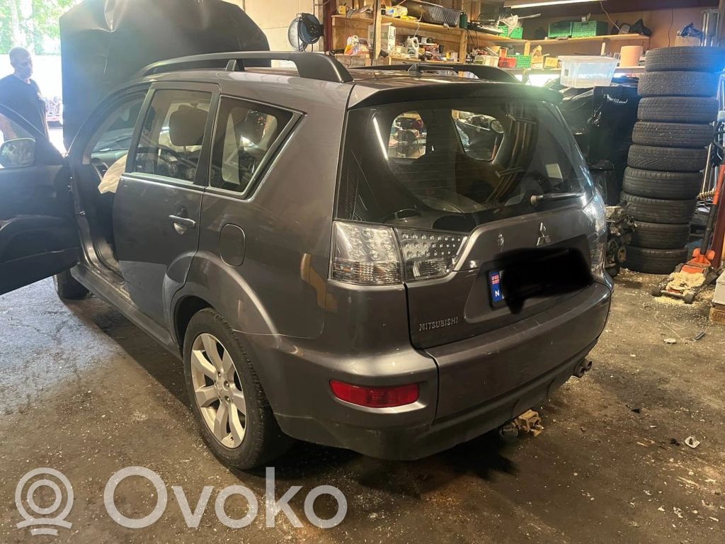 Outlander Outlander  67975