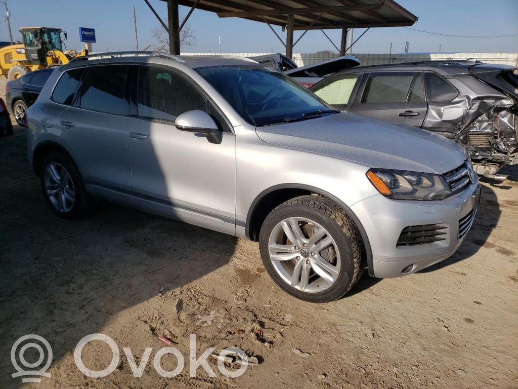 Touareg II Touareg  7P0121070AA