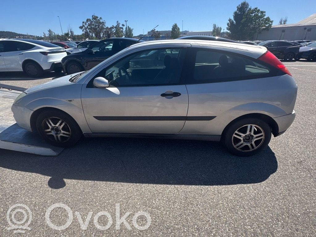 Focus Focus  1208364