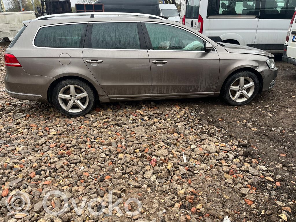 PASSAT B7 Passat  06K103305A