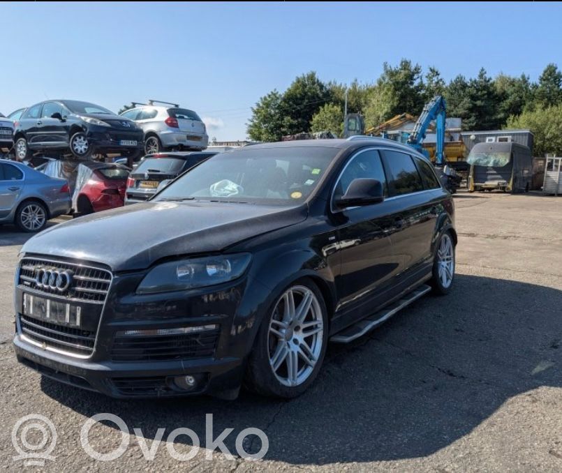 Q7 4L Q7  0281015165