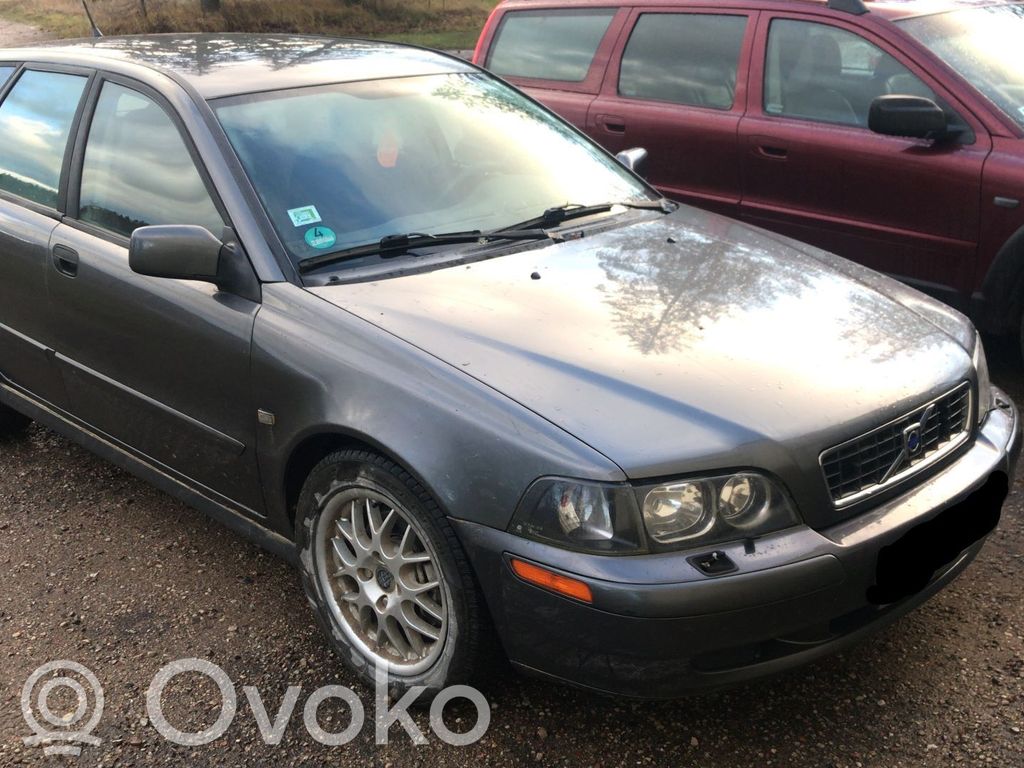 S40, V40 S40, V40