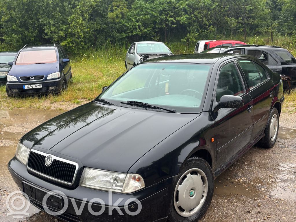 Octavia Mk1 (1U) Octavia  1U1919033G