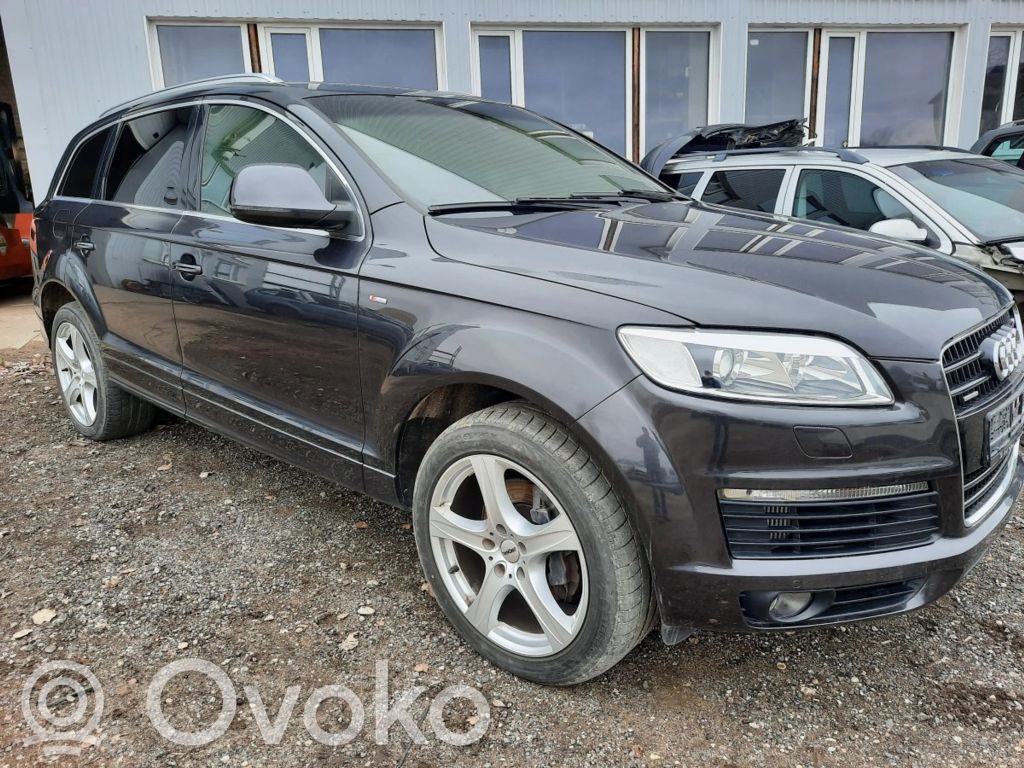 Q7 4L Q7