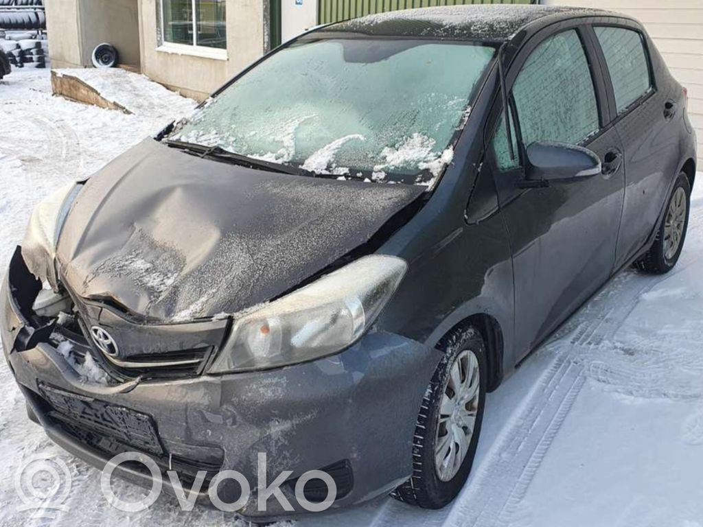 Yaris Yaris  8946552540