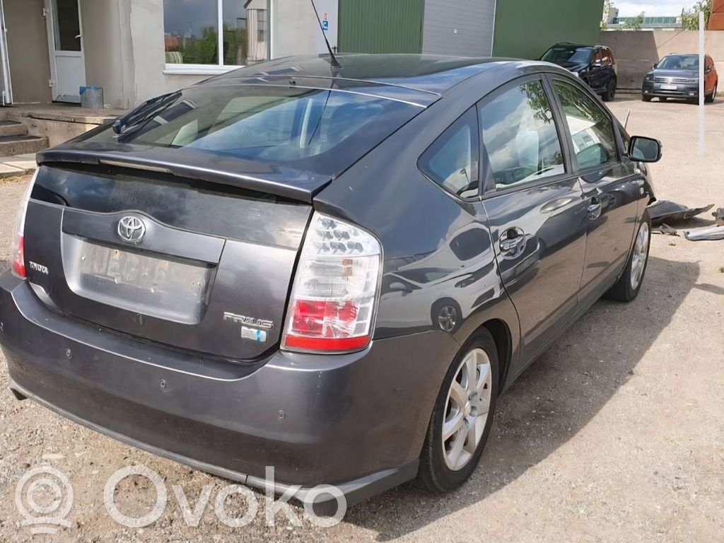 Prius (XW20) Prius  F70CV142