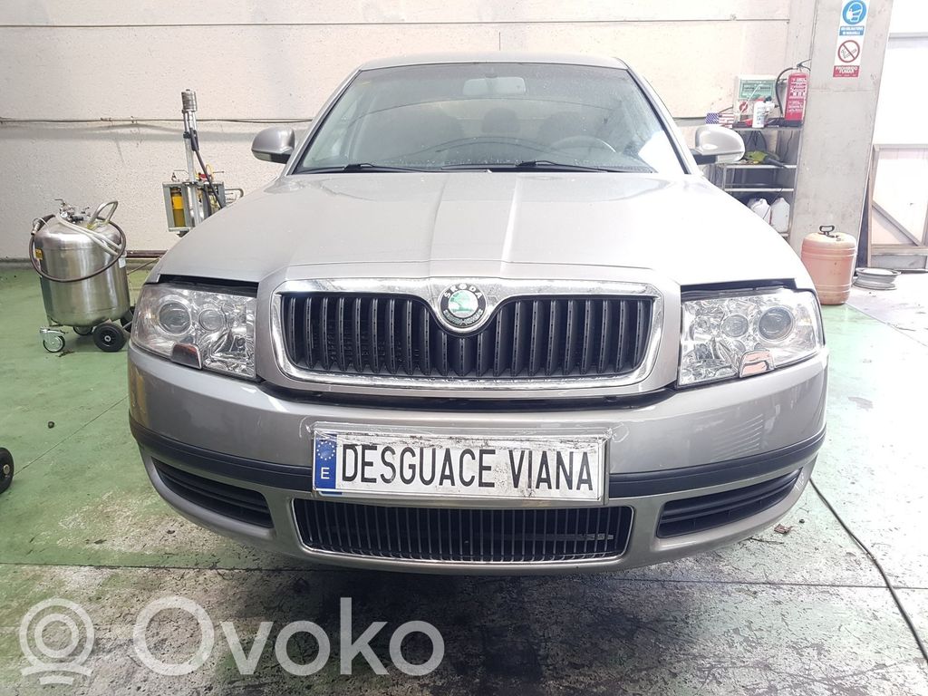 Superb B5 (3U) Superb
