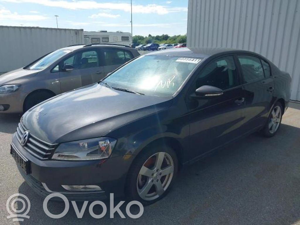 PASSAT B7 Passat  3C0711049AJ
