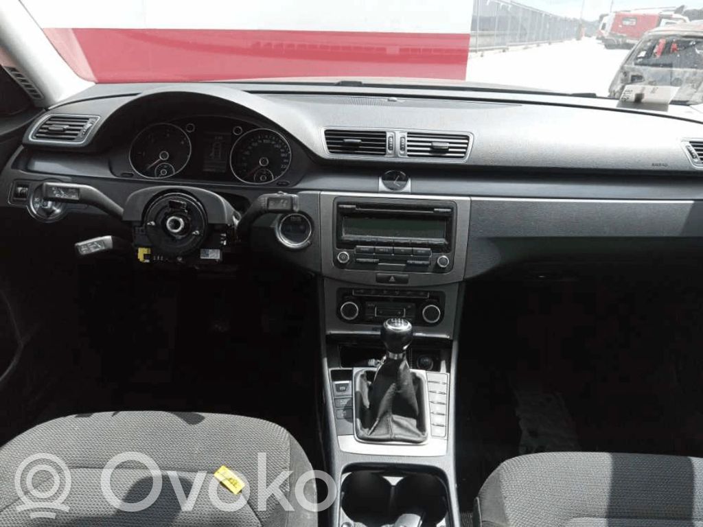 PASSAT B7 Passat  4B0971834