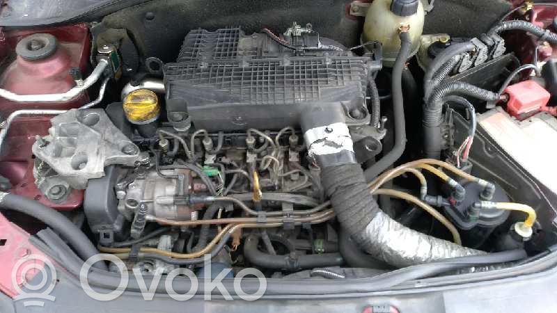 Clio III Clio  8200303619
