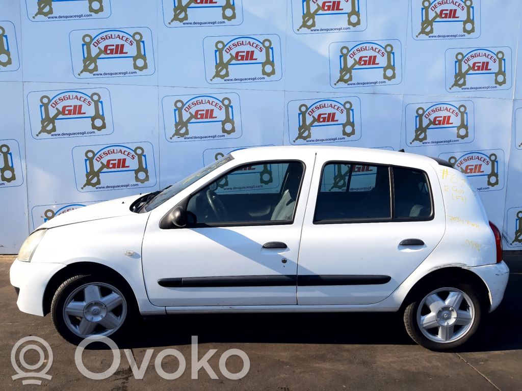 Clio II Clio  8200667608
