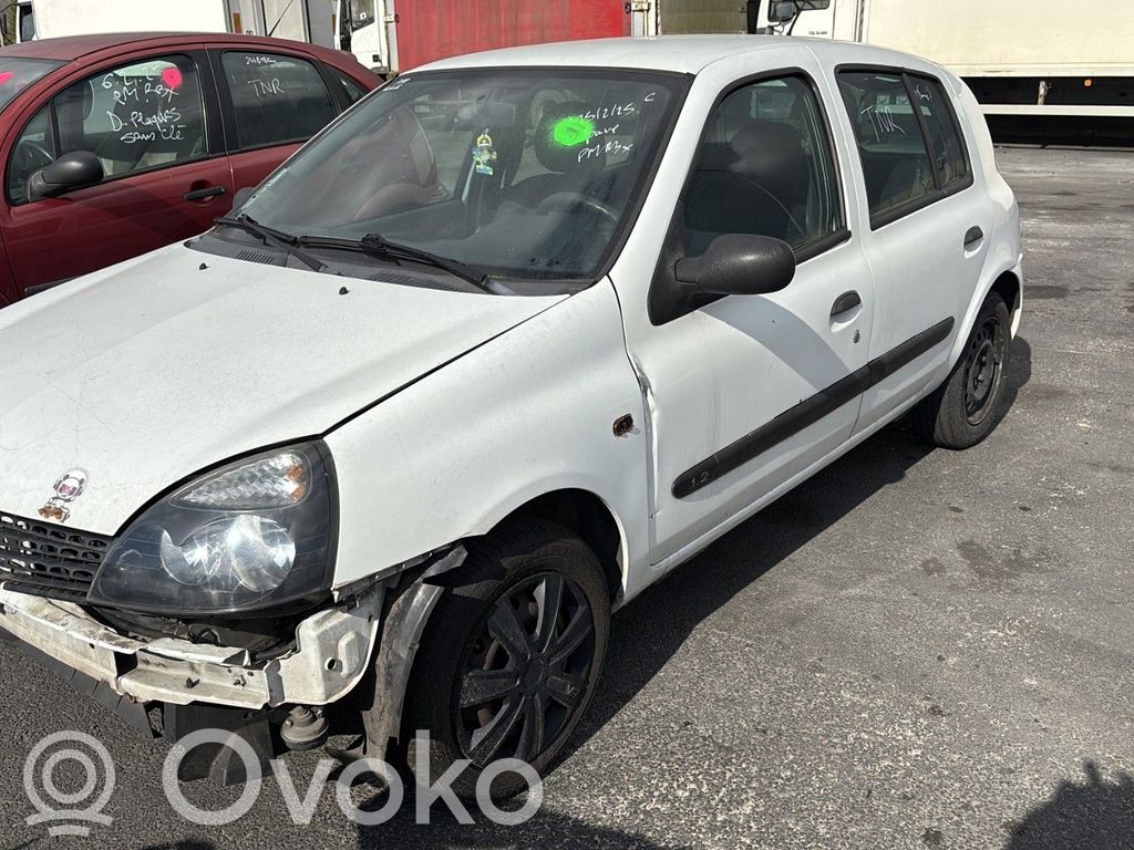 Clio II Clio  8200396928