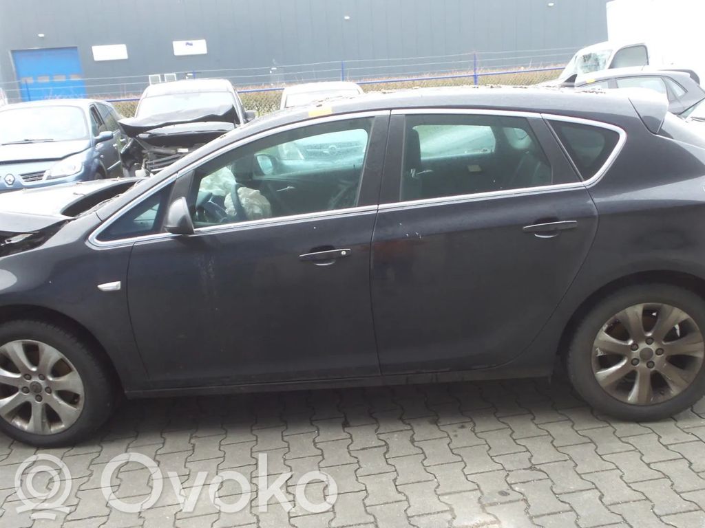 Astra J Astra  13586366
