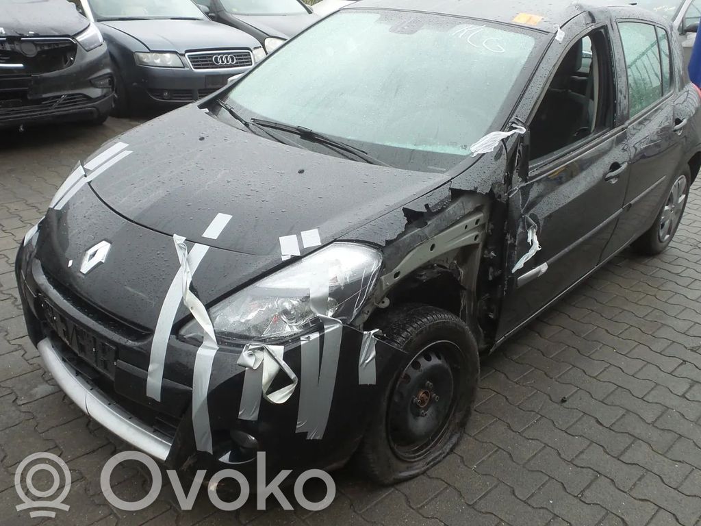 Clio III Clio  8201470027