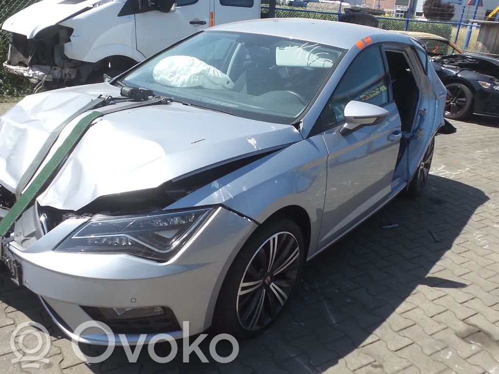 Leon (5F) Leon  04E906262AR