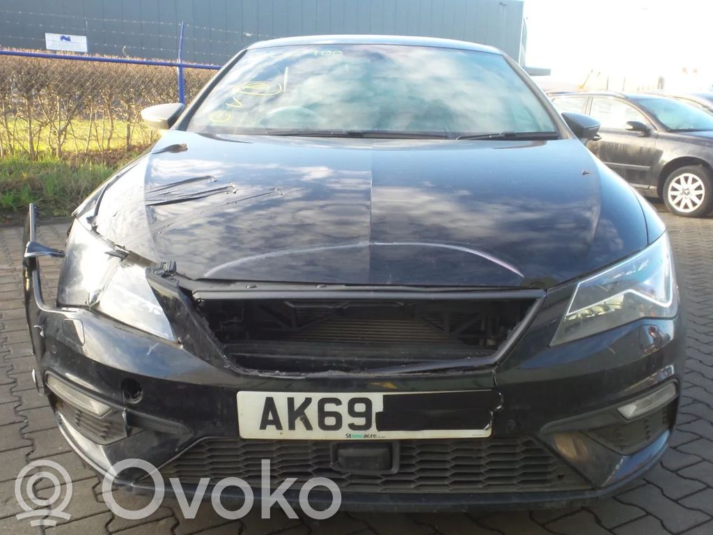 Leon (5F) Leon  04E906423C