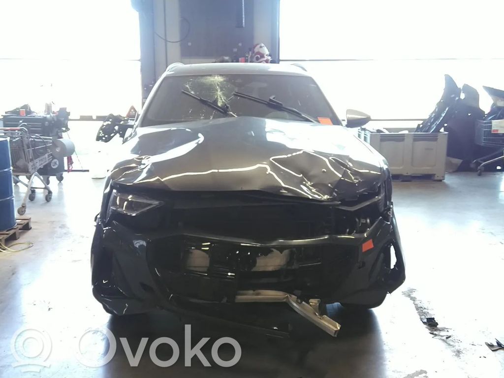e-tron e-tron  4M0959595N