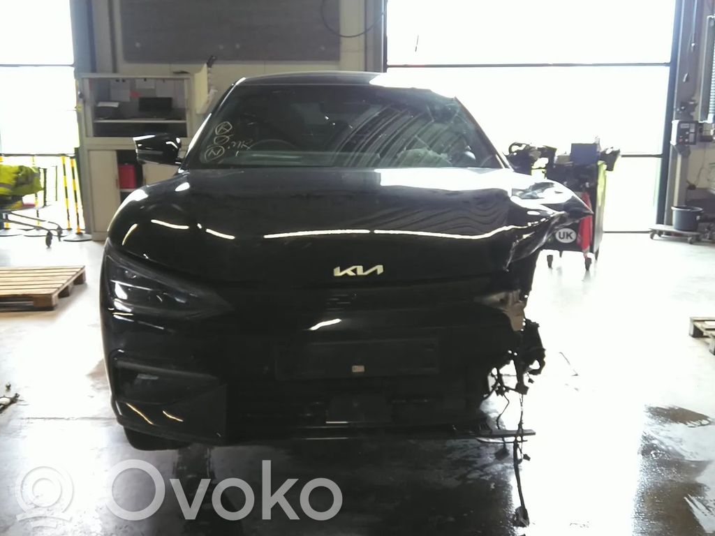 EV6 EV6  76004CV000