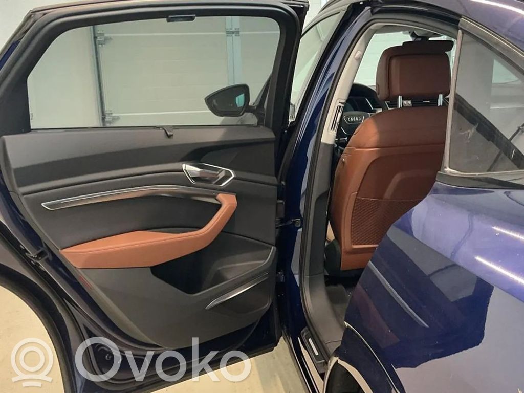 e-tron e-tron  4KE399313E