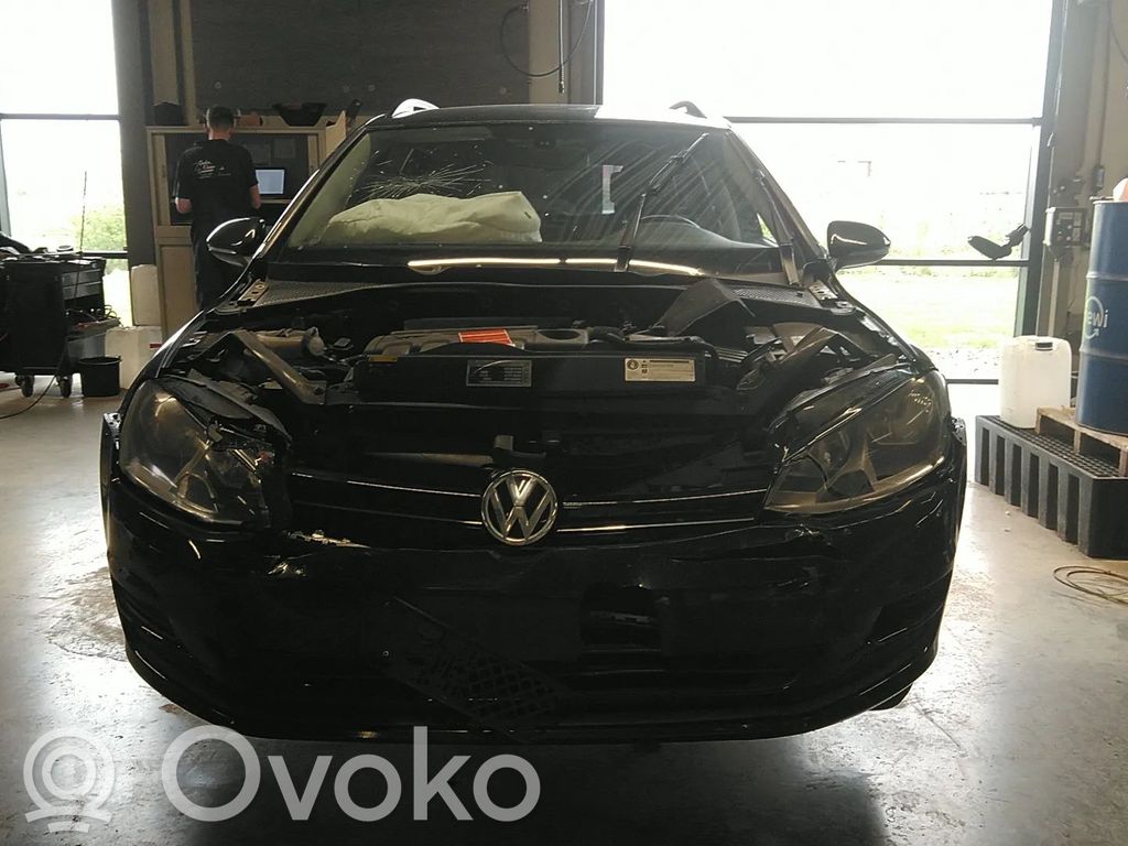Golf VII Golf  5G9858855F