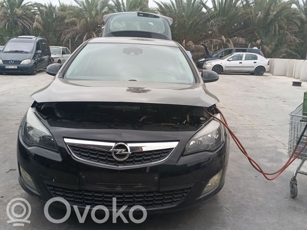 Astra J Astra  13250834