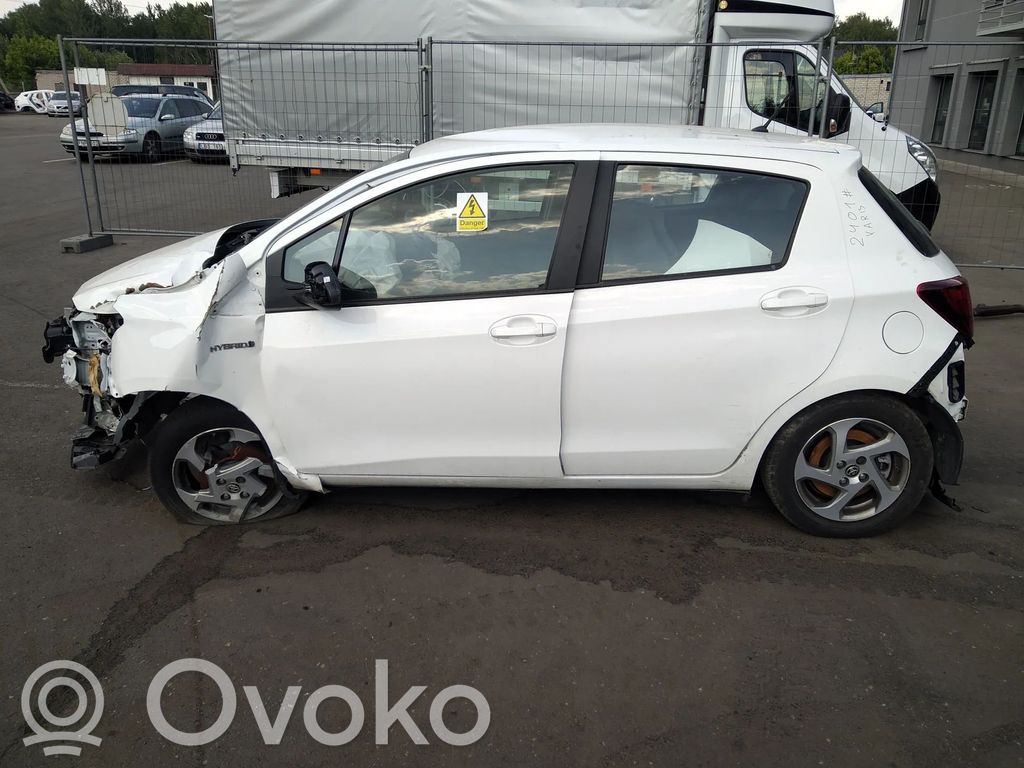Yaris Yaris  8946752080