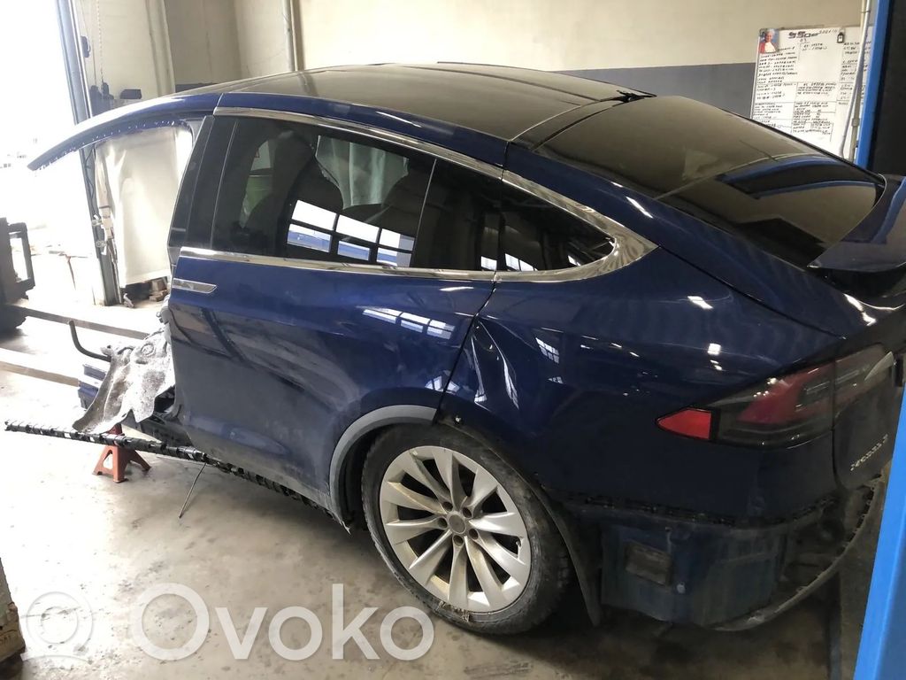 Model X Tesla Model X