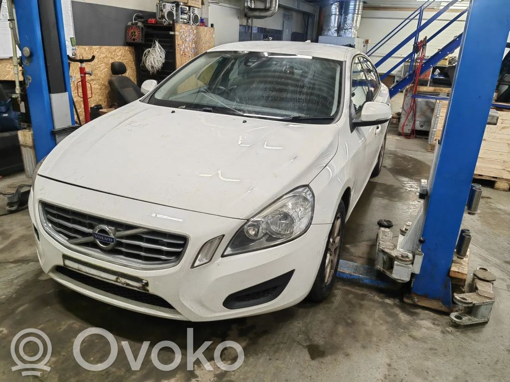 S60 S60  30757556