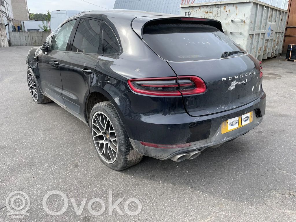 Macan (95B) Macan  7P0955559E