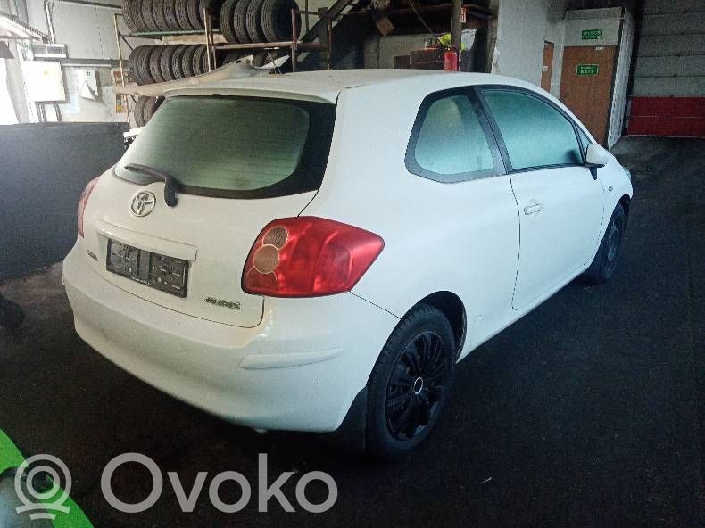Auris 150 Auris  E4ZE52
