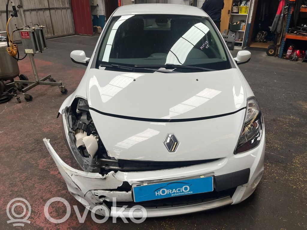 Clio III Clio  8200214173