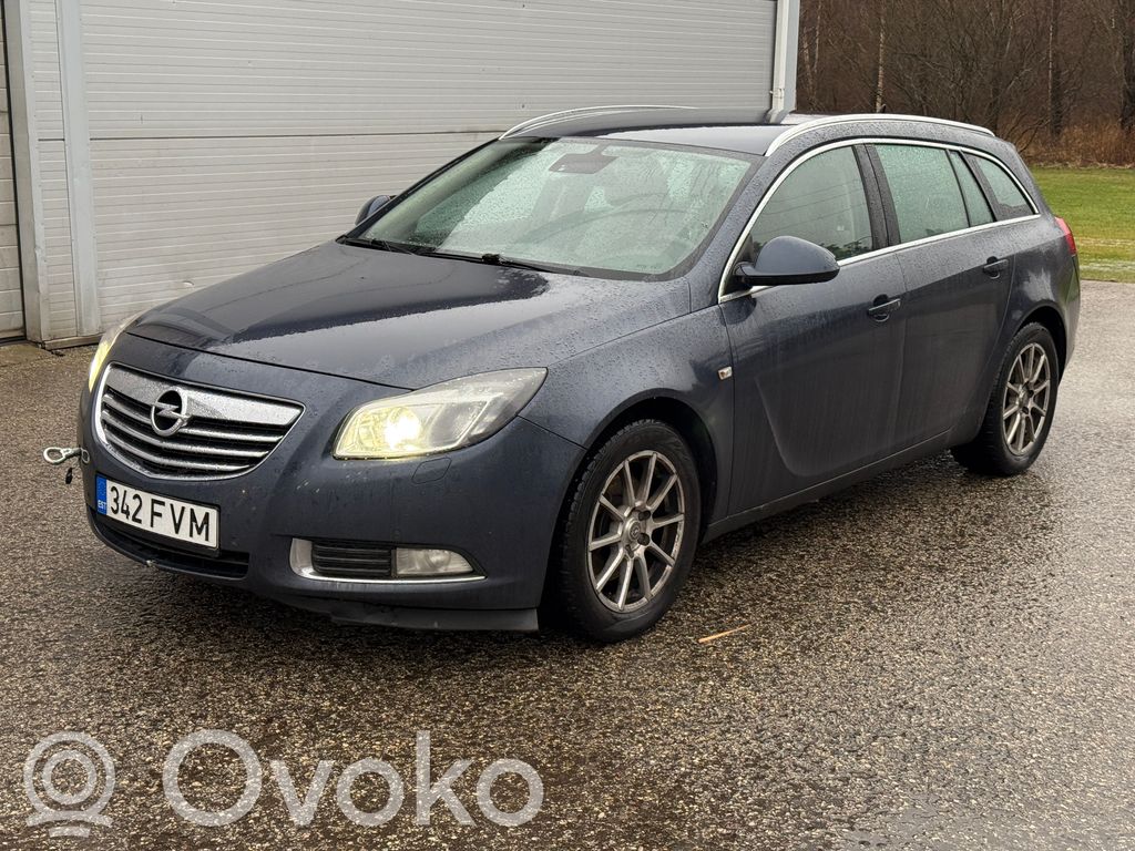 Insignia A Insignia  0445110327